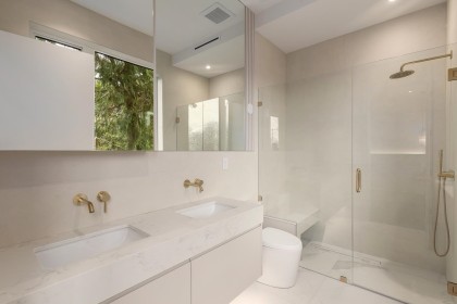 Photo 10 at 2 - 3617 W 12th Avenue, Vancouver West