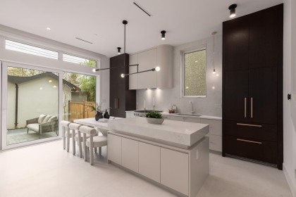 Photo 4 at 2 - 3617 W 12th Avenue, Vancouver West