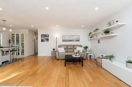 Photo 7 at 3398 William Avenue, Lynn Valley, North Vancouver