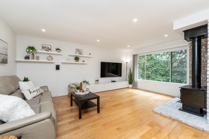 Photo 3 at 3398 William Avenue, Lynn Valley, North Vancouver