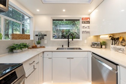 Photo 9 at 3398 William Avenue, Lynn Valley, North Vancouver