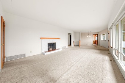 Photo 5 at 234 Rondoval Crescent, Upper Delbrook, North Vancouver