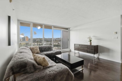 Photo 7 at 1101 - 980 Cooperage Way, Yaletown, Vancouver West