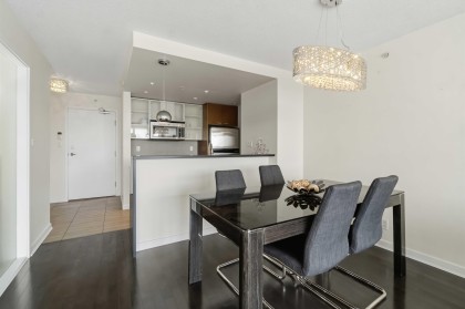 Photo 10 at 1101 - 980 Cooperage Way, Yaletown, Vancouver West