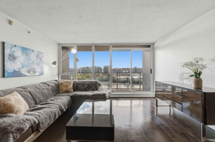 Photo 8 at 1101 - 980 Cooperage Way, Yaletown, Vancouver West