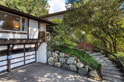 Photo 2 at 2493 Haywood Avenue, Dundarave, West Vancouver