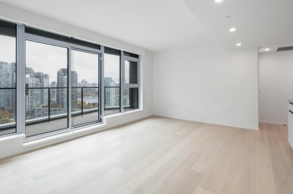 Photo 4 at 801 - 889 Pacific Street, Downtown VW, Vancouver West