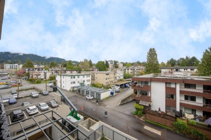Photo 27 at 414 - 110 E 17th Street, Central Lonsdale, North Vancouver
