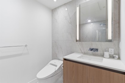 Photo 13 at 410 - 135 E 13th Street, Central Lonsdale, North Vancouver