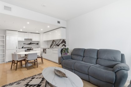 Photo 7 at 410 - 135 E 13th Street, Central Lonsdale, North Vancouver