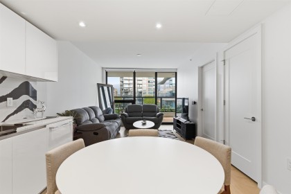 Photo 3 at 410 - 135 E 13th Street, Central Lonsdale, North Vancouver