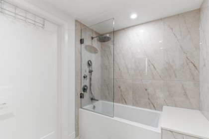Photo 14 at 410 - 135 E 13th Street, Central Lonsdale, North Vancouver