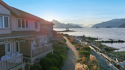 Photo 1 at 7 Beach Drive, Furry Creek, West Vancouver