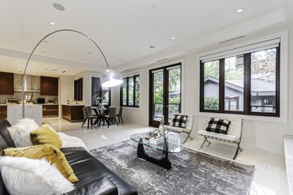 Photo 8 at 3875 W 36th Avenue, Dunbar, Vancouver West
