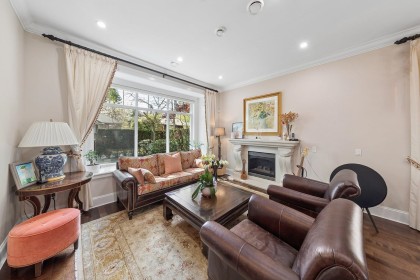 Photo 4 at 2911 W 35th Avenue, MacKenzie Heights, Vancouver West