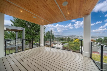 Photo 5 at 971 Adderley Street, Calverhall, North Vancouver