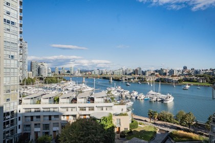 Photo 2 at PH1003 - 1288 Marinaside Crescent, Yaletown, Vancouver West
