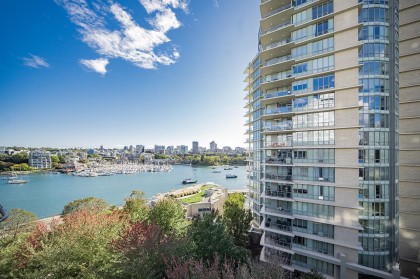 Photo 21 at PH1003 - 1288 Marinaside Crescent, Yaletown, Vancouver West