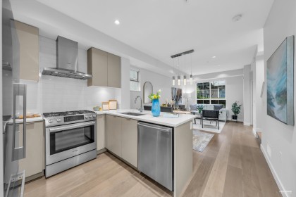 Photo 10 at 8576 Osler Street, Marpole, Vancouver West