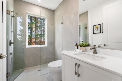 Photo 2 at 4005 W 35th Avenue, Dunbar, Vancouver West