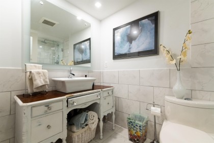 Photo 23 at 302 - 1502 Island Park Walk, False Creek, Vancouver West