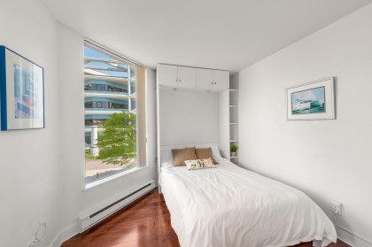 Photo 27 at 302 - 168 Chadwick Court, Lower Lonsdale, North Vancouver