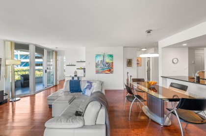 Photo 12 at 302 - 168 Chadwick Court, Lower Lonsdale, North Vancouver