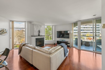 Photo 7 at 302 - 168 Chadwick Court, Lower Lonsdale, North Vancouver