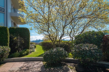 Photo 34 at 302 - 168 Chadwick Court, Lower Lonsdale, North Vancouver