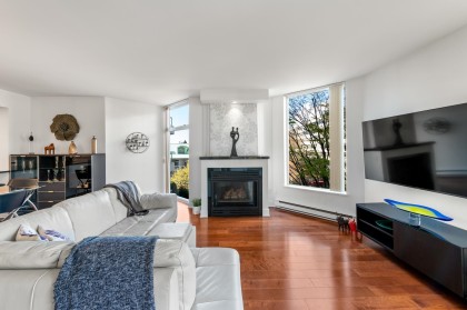 Photo 11 at 302 - 168 Chadwick Court, Lower Lonsdale, North Vancouver
