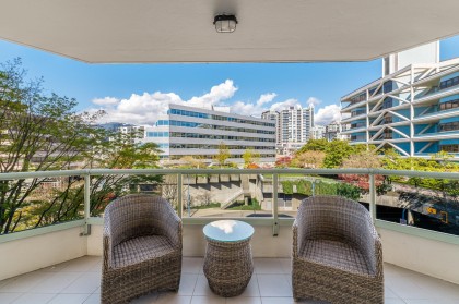 Photo 8 at 302 - 168 Chadwick Court, Lower Lonsdale, North Vancouver