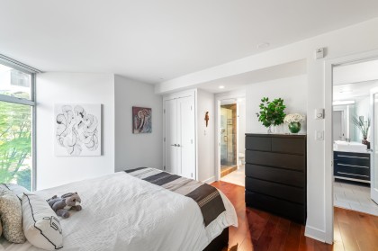 Photo 21 at 302 - 168 Chadwick Court, Lower Lonsdale, North Vancouver