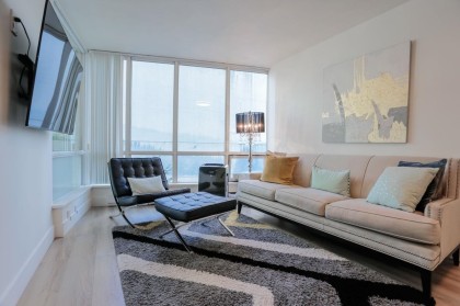 Photo 1 at 805 - 1166 Melville Street, Coal Harbour, Vancouver West