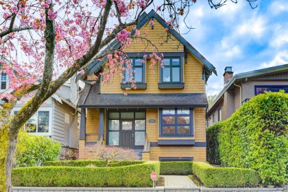 Photo 1 at 3820 W 21st Avenue, Dunbar, Vancouver West