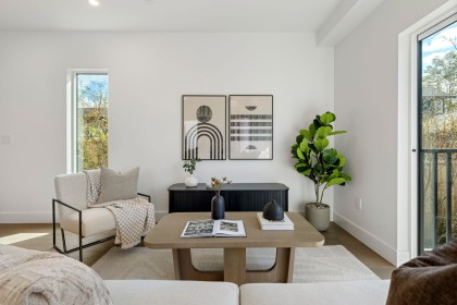 Photo 2 at 1 - 328 W 14th Street, Central Lonsdale, North Vancouver