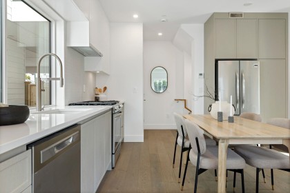 Photo 6 at 1 - 328 W 14th Street, Central Lonsdale, North Vancouver