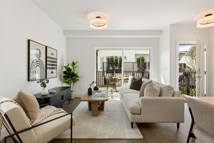Photo 3 at 1 - 328 W 14th Street, Central Lonsdale, North Vancouver