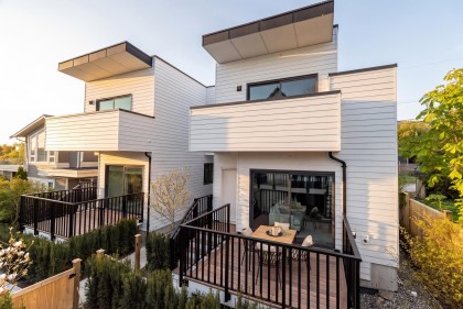 Photo 1 at 1 - 328 W 14th Street, Central Lonsdale, North Vancouver