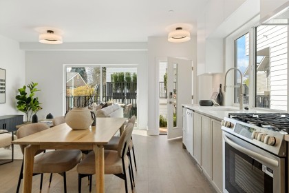 Photo 4 at 1 - 328 W 14th Street, Central Lonsdale, North Vancouver