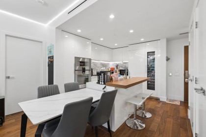Photo 7 at 203 - 7428 Alberta Street, South Cambie, Vancouver West