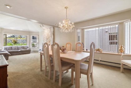 Photo 3 at 547 Tempe Crescent, Upper Lonsdale, North Vancouver