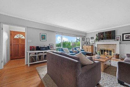 Photo 8 at 3955 Highland Boulevard, Forest Hills NV, North Vancouver