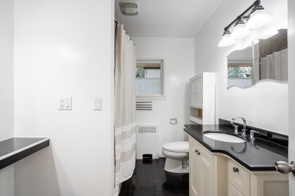 Photo 21 at 1440 Mountain Highway, Westlynn, North Vancouver