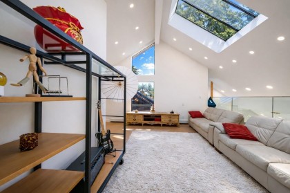 Photo 11 at 5260 Kew Road, Caulfeild, West Vancouver