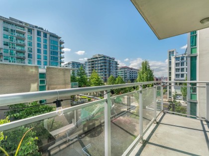 Photo 22 at 401 - 138 E Esplanade, Lower Lonsdale, North Vancouver