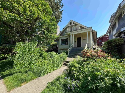 Photo 3 at 3086 W 2nd Avenue, Kitsilano, Vancouver West