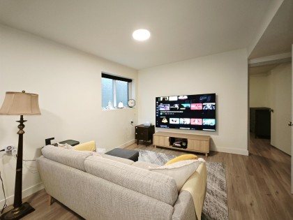 Photo 14 at 790 W 68th Avenue, Marpole, Vancouver West