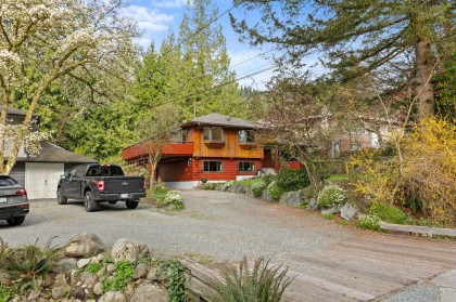 Photo 3 at 4589 Ramsay Road, Lynn Valley, North Vancouver