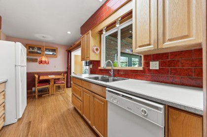 Photo 10 at 4589 Ramsay Road, Lynn Valley, North Vancouver