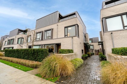 Photo 1 at 6840 Oak Street, South Cambie, Vancouver West